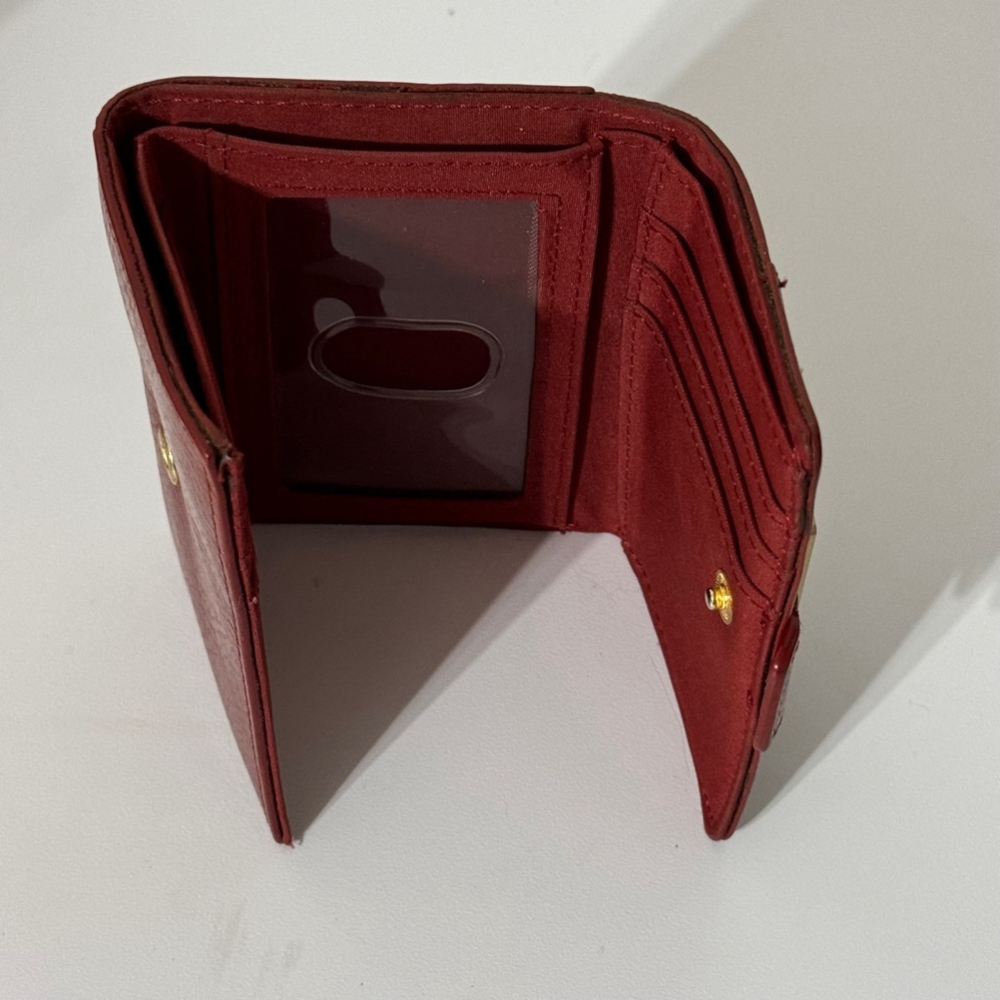 Wilson’s Trifold Red Leather Wallet - Picture 3 of 4